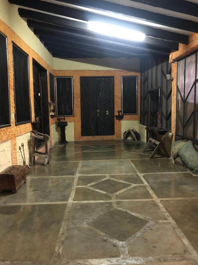Hotel Casa Vieja La Ceiba Kültér fotó